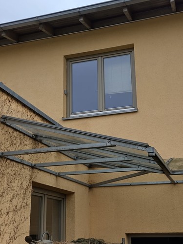 Winkelvordach solider - in,